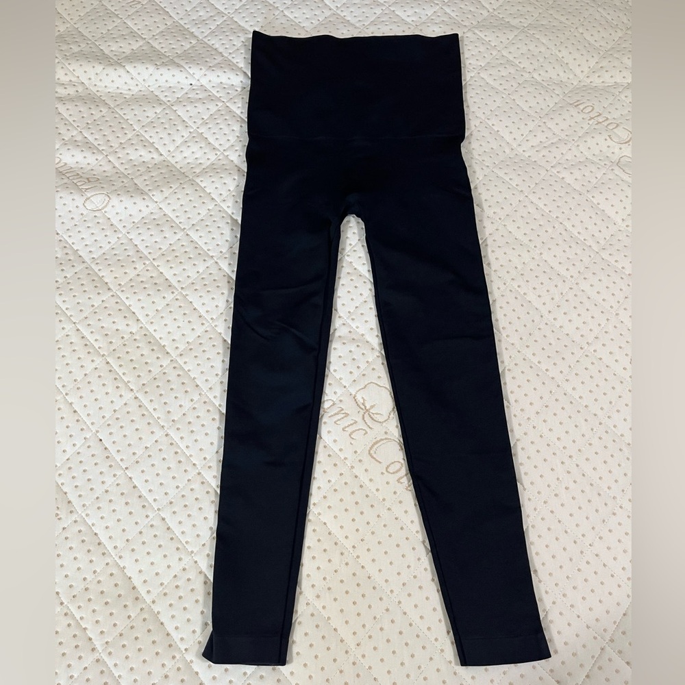 Belly Bandit Mother Tucker Postpartum Leggings - Picture 6 of 6